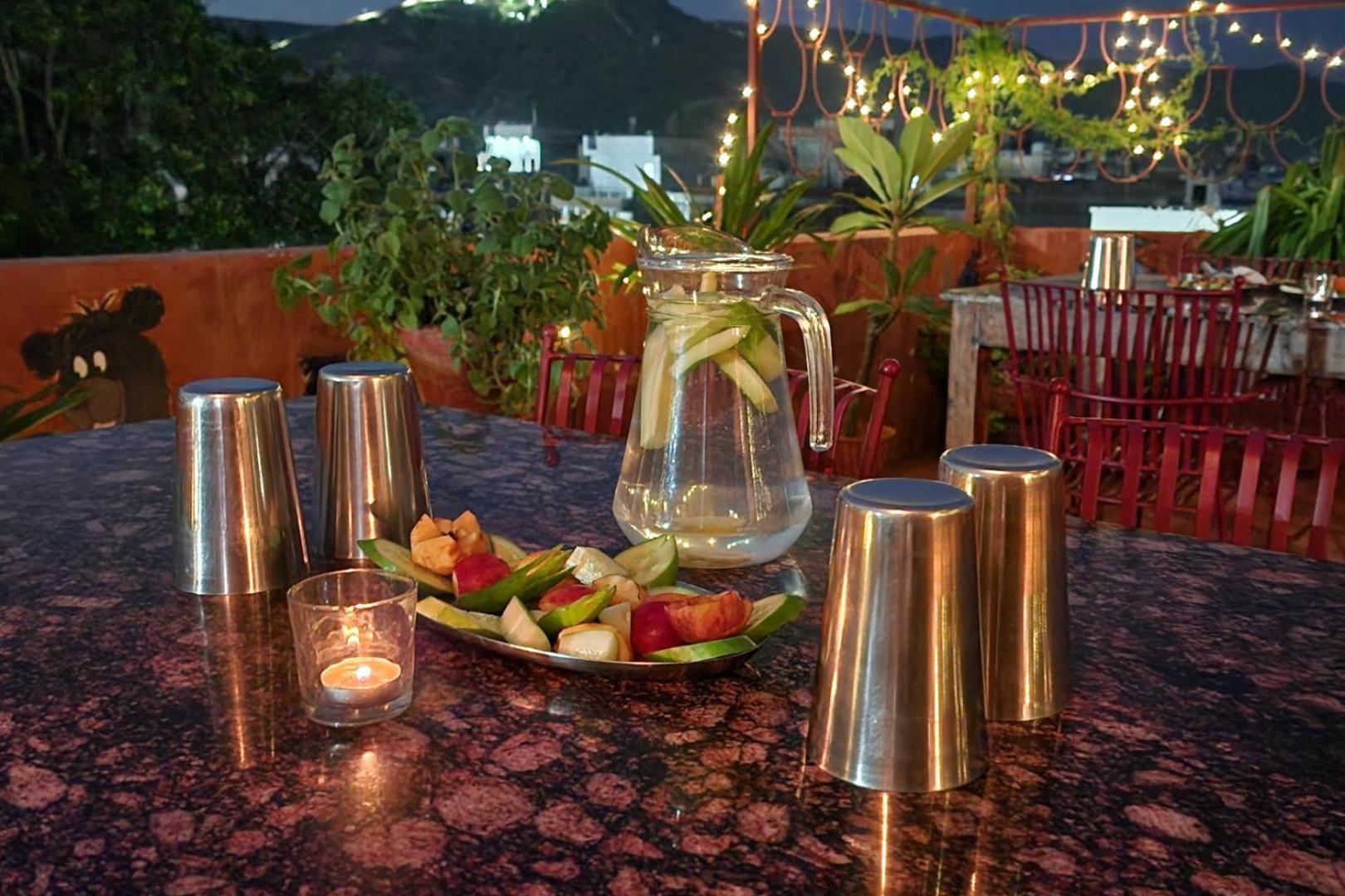 Chillout - A Boutique Hotel & Rooftop Restaurant Τζαϊπούρ Εξωτερικό φωτογραφία